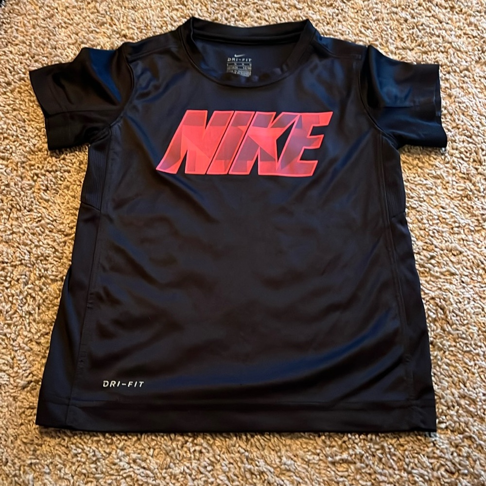 Kids Nike Dri-fit shirt